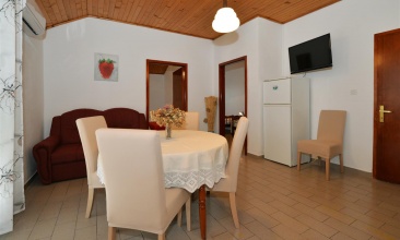 Kuća Ratimir , Apartman 4+1, Murter