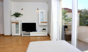 Kuća Tina 2, Apartman 4+2, Betina