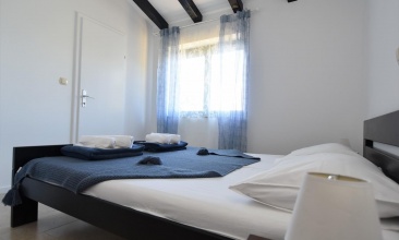 Kuća Petar, Ribarska kuća 2+2, Murter