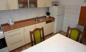 Kuća Baričević, Apartman 4, Tisno