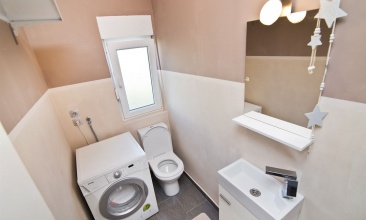 Kuća Blanka, Apartman 6+1, Murter