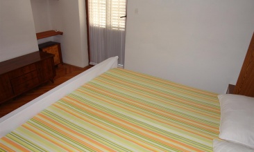Kuća Crna, Apartman 4+1 a, Murter