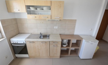 Kuća Dolores, Apartman 2+2 c, Betina