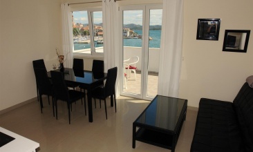 Kuća Dolores, Apartman 2+2 a, Betina