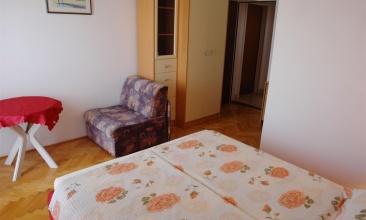 Kuća Doris, Apartman 2+1 b, Jezera