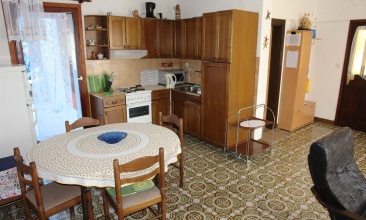 Kuća Đurđa, Apartman 4+2 c, Murter