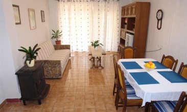 Kuća Mara, Apartman 6+1, Murter