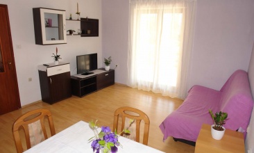 Kuća Mara, Apartman 4+1 a, Murter