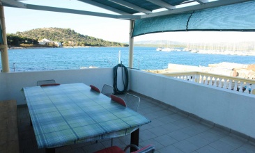 Kuća Nedjeljko, Apartman 4 b, Betina