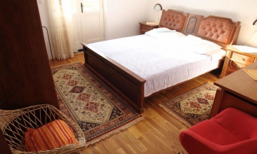 Kuća Tatjana, Apartman 6+1, Jezera