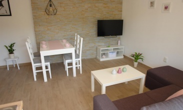 Kuća Nada, Apartman 2+1, Betina
