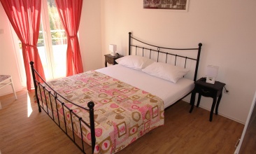 Kuća Nada, Apartman 4+1, Betina