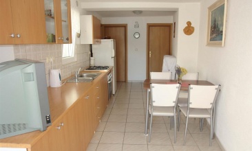 Kuća Mato, Apartman 4 a, Betina