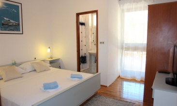 Kuća Mara, Apartman 2, Murter