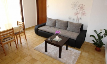 Kuća Gabrijela, Apartman 2+1 a, Betina