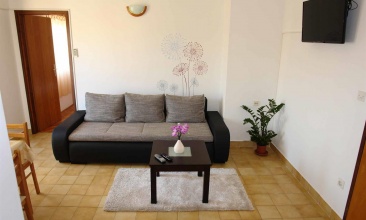 Kuća Gabrijela, Apartman 2+1 a, Betina