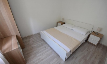Kuća Smiljana, Apartman 4+2, Betina