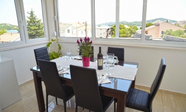 Kuća Ana 2, Apartman 4+2, Betina