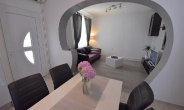 Kuća Bernarda, Apartman 4+1, Murter