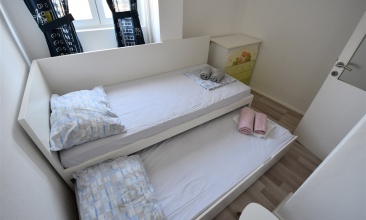 Kuća Bernarda, Apartman 4+1, Murter