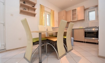 Kuća Mario , Apartman 4+2, Murter