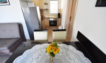 Kuća Pićo, Apartman 4, Murter