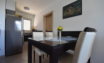 Kuća Pićo, Apartman 4, Murter