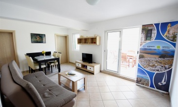 Kuća Pićo, Apartman 4, Murter