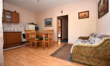 Kuća Jasna, Apartman 4+1 a, Murter