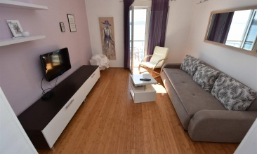 Kuća Pavić, Apartman 2+2, Betina