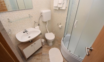 Vila Bonino, Apartman 4+2 a, Murter