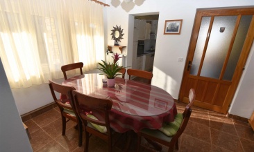 Kuća Goranka, Apartman 6+2, Murter