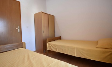 Kuća Goranka, Apartman 4+1 c, Murter