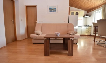 Kuća Goranka, Apartman 4+1 c, Murter