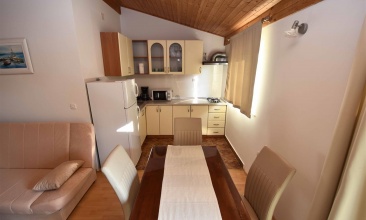 Kuća Goranka, Apartman 4+1 c, Murter
