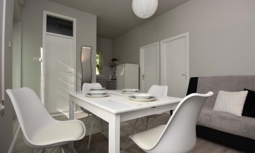 Kuća Lora, Apartman 4+1, Murter