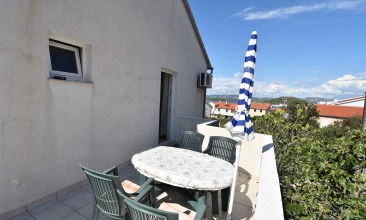 Kuća Eva, Apartman 4+1 a, Murter