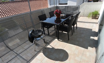 Kuća Lora, Apartman 4+1, Murter