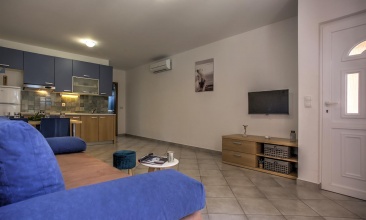 Kuća Ena, Apartman 2+2 b, Betina