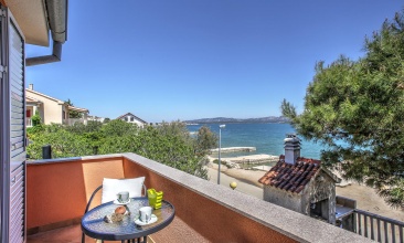 Kuća Ena, Apartman 2+2 c, Betina