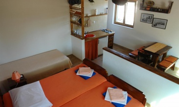 Kuća Ingrid, Ribarska kuća 2+1, Murter