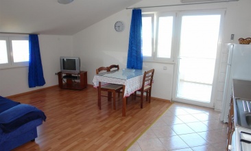 Kuća Ivica, Apartman 2+1 b, Murter