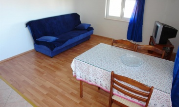 Kuća Ivica, Apartman 2+1 b, Murter