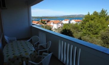 Kuća Ivica, Apartman 4+1 a, Murter
