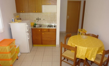 Kuća Jurica, Apartman 4+1 c, Murter