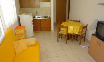 Kuća Jurica, Apartman 4+1 c, Murter