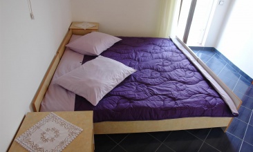 Kuća Karlita, Apartman 2+1 a, Tisno