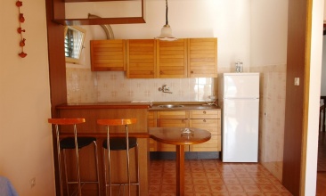 Kuća Ksenija, Apartman 2+2 , Tisno