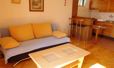 Kuća Ksenija, Apartman 2+2 , Tisno