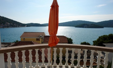 Kuća Ksenija, Apartman 4+2, Tisno